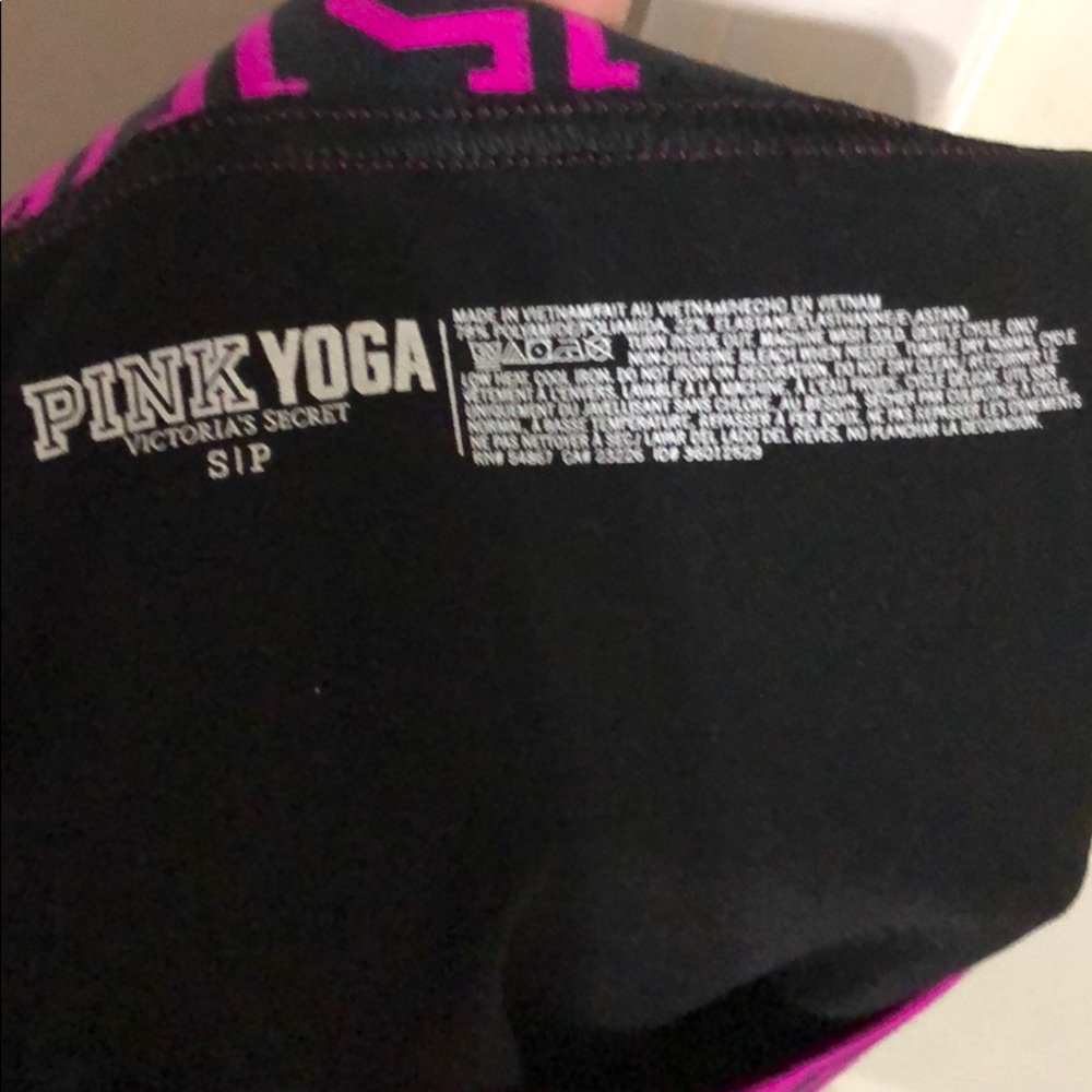 Yoga pants . - Picture 3 of 3